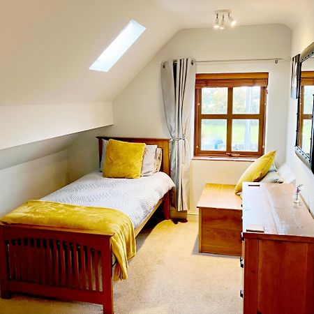 The Pigsty - 3 Bedroom Barn Conversion Ковънтри Екстериор снимка